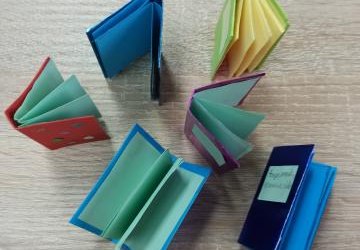 Mini książeczki - zajęcia plastyczne