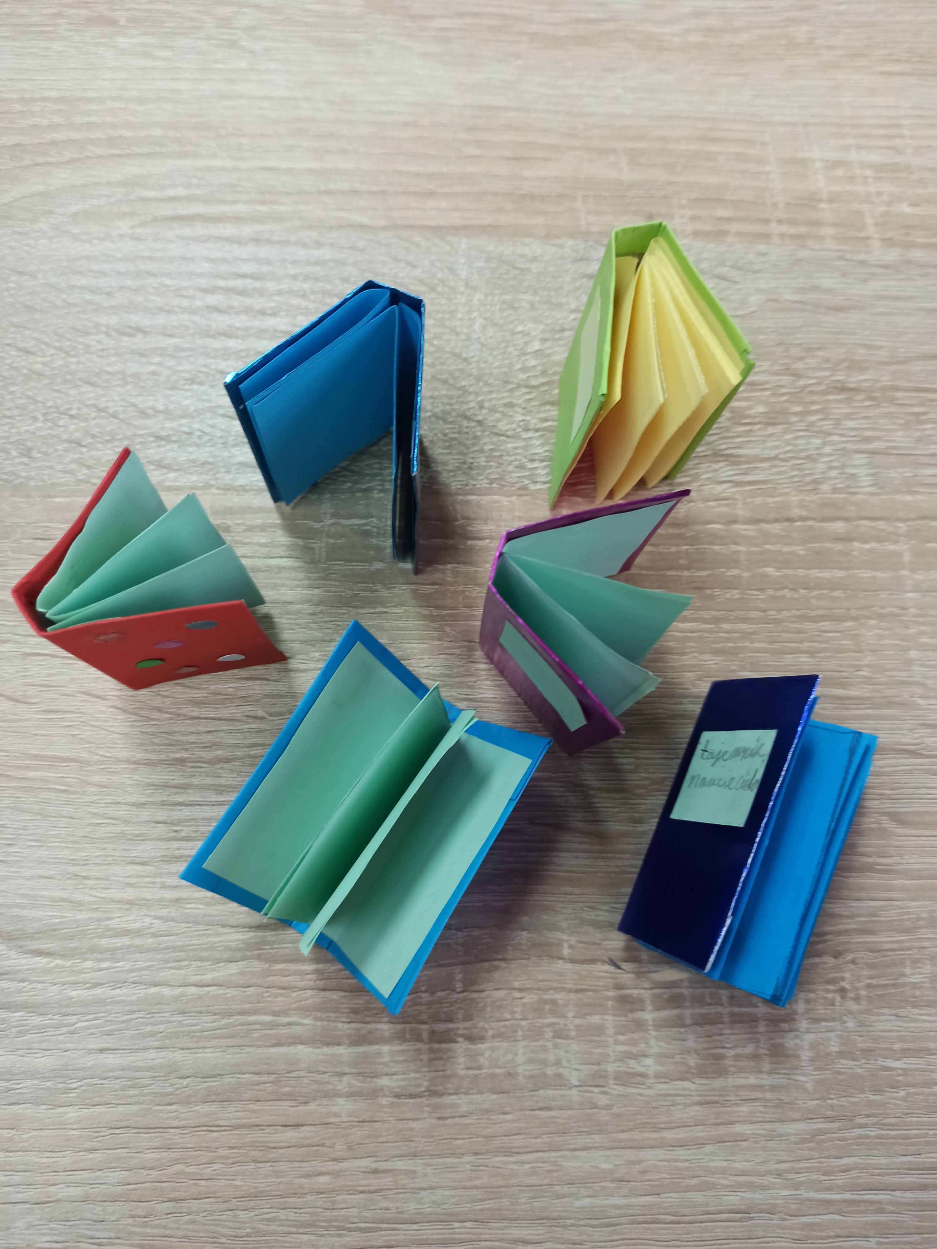 Mini książeczki - zajęcia plastyczne