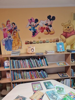 Biblioteka od kuchni.